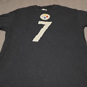 Men's Black Graphic Tee with Number 7